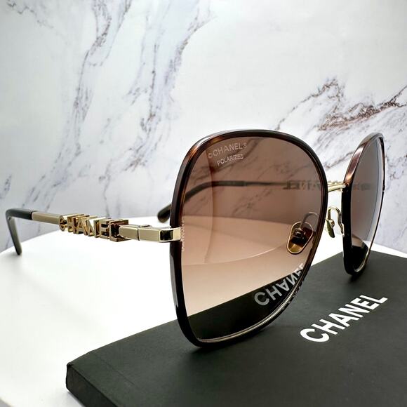 New CHANEL Sunglasses - Picture 15 of 16